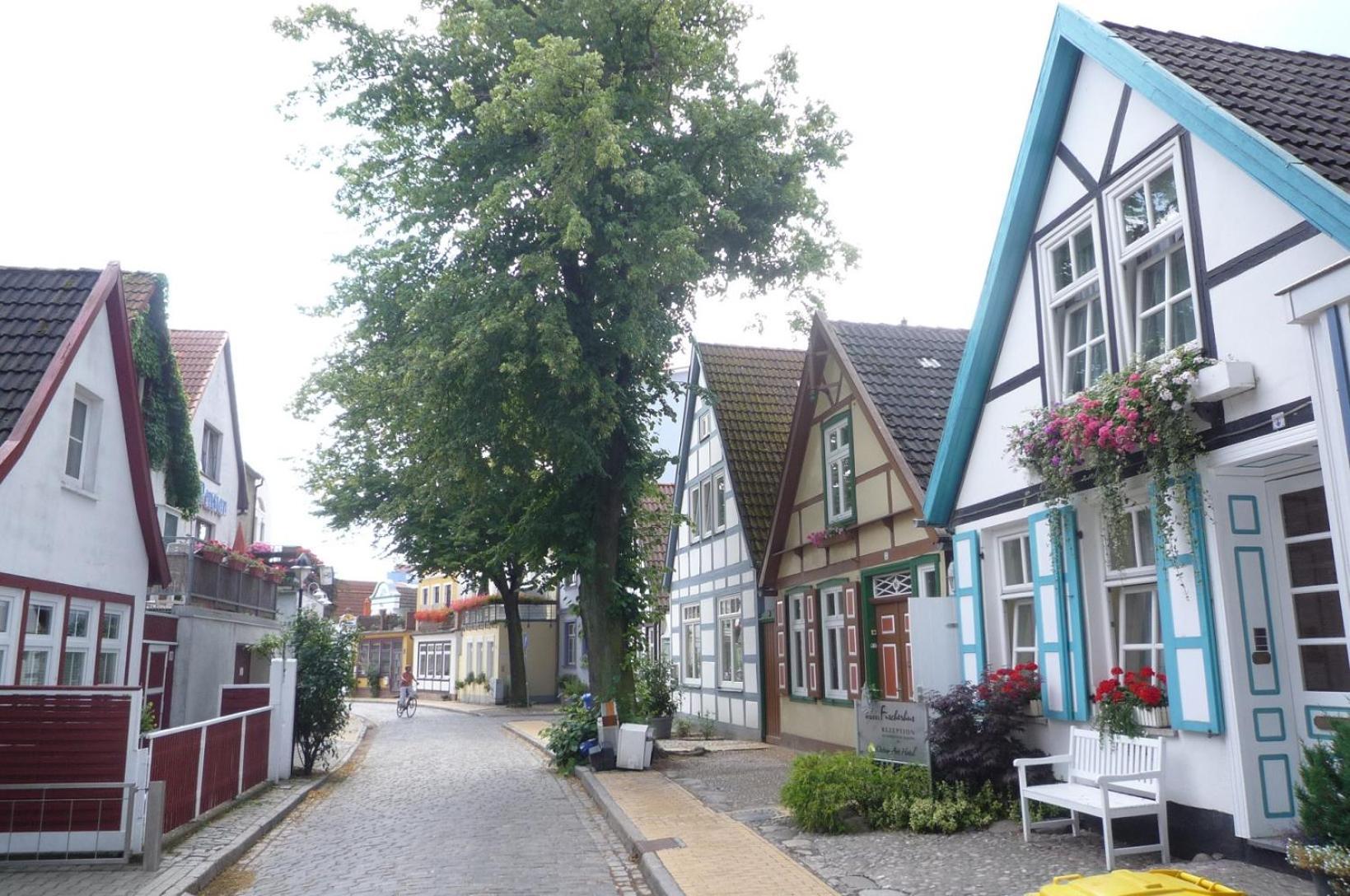 Kreuzliner Appartement Rostock Buitenkant foto